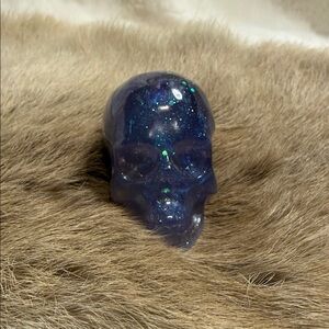 Glittering Blue Skull Accent 2”